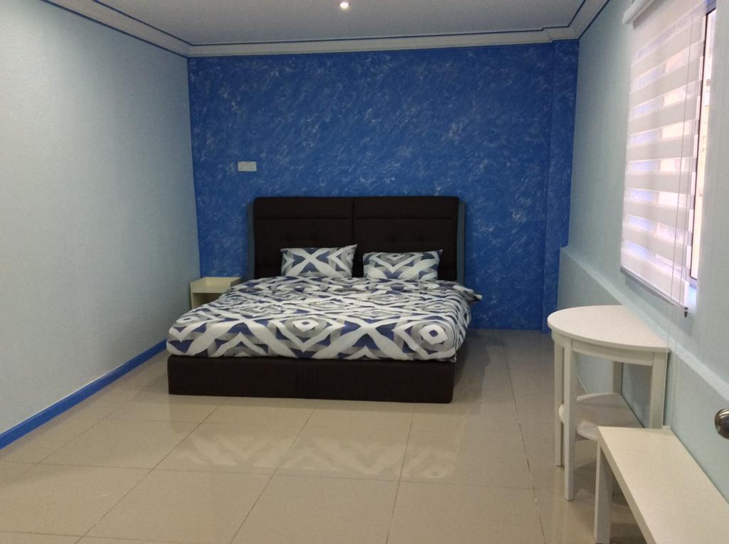 Bentong Street View Guest House 文冬街景旅馆 Kampong Chabang Exterior photo